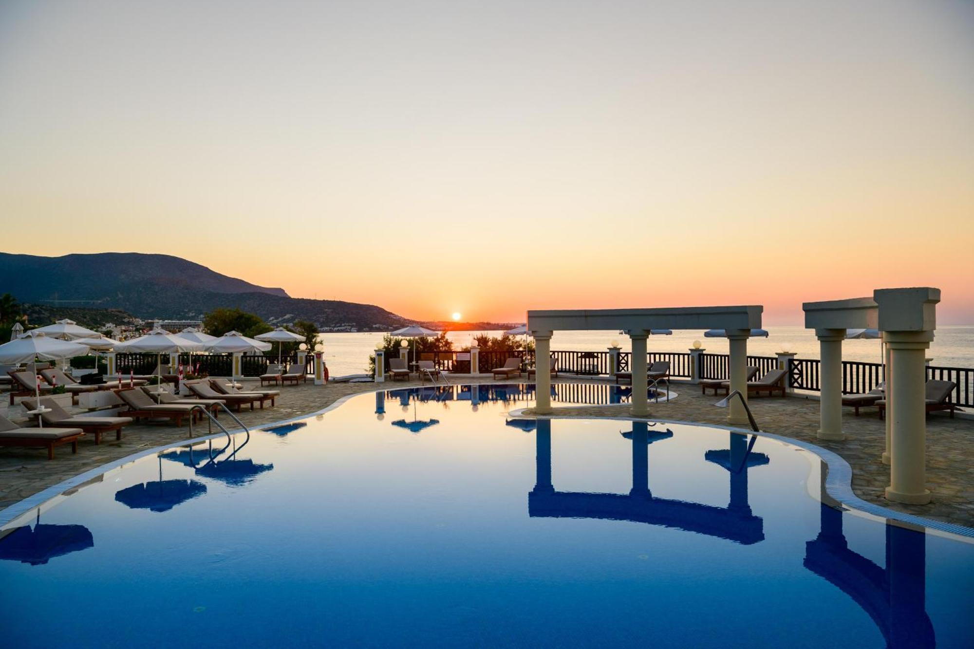 Alexander Beach Hotel & Village Resort Malia  Ngoại thất bức ảnh