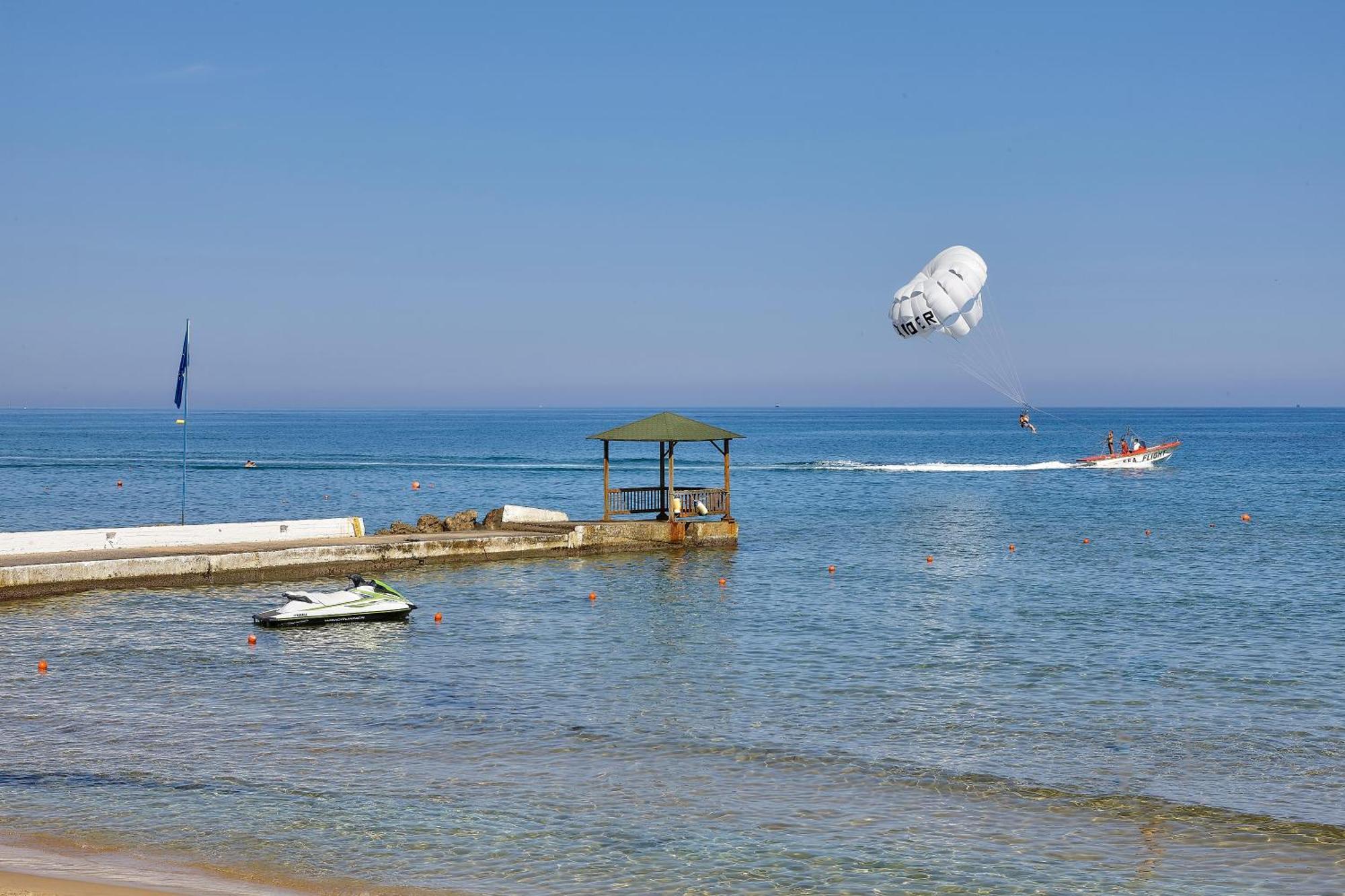 Alexander Beach Hotel & Village Resort Malia  Ngoại thất bức ảnh