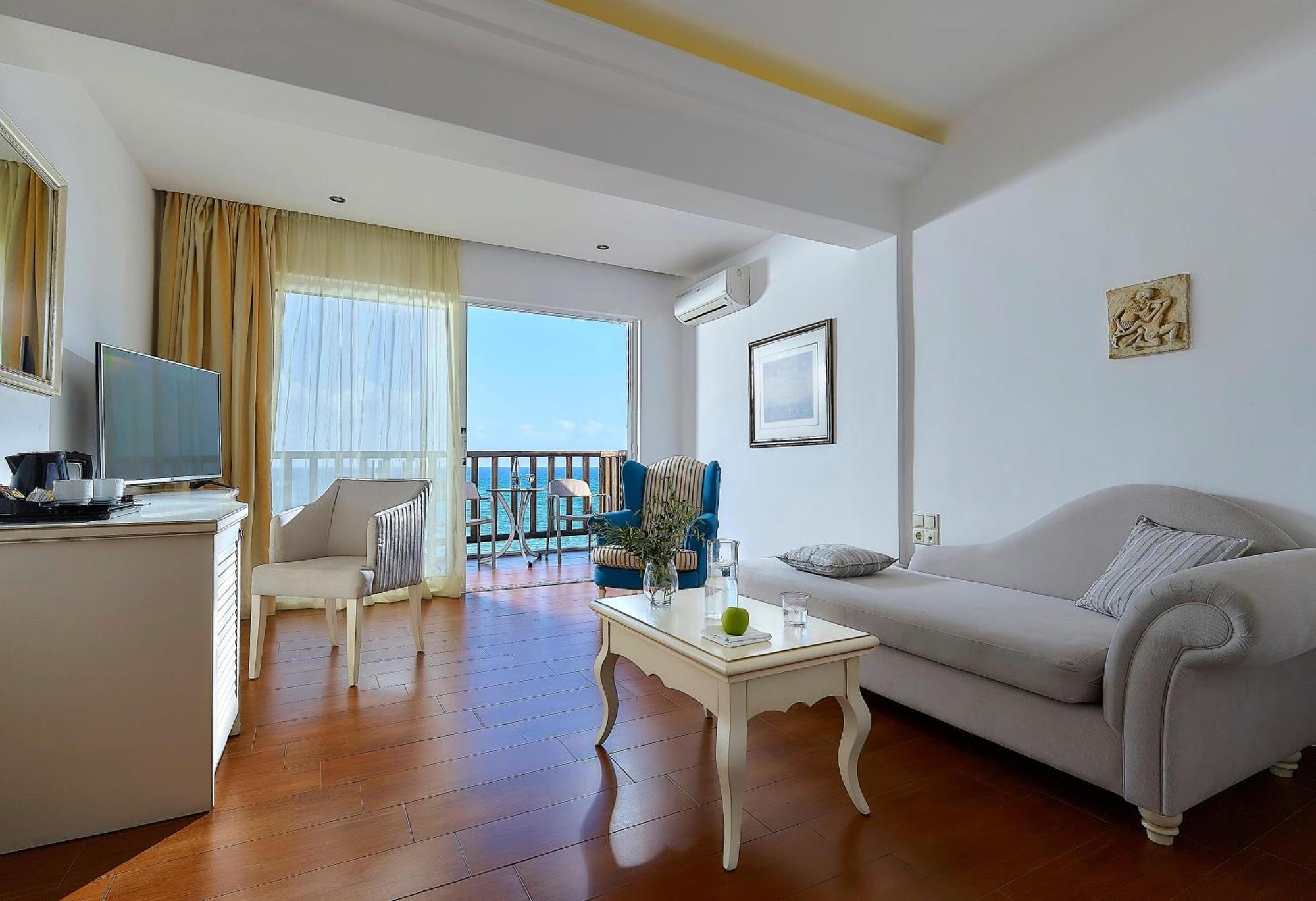 Alexander Beach Hotel & Village Resort Malia  Ngoại thất bức ảnh