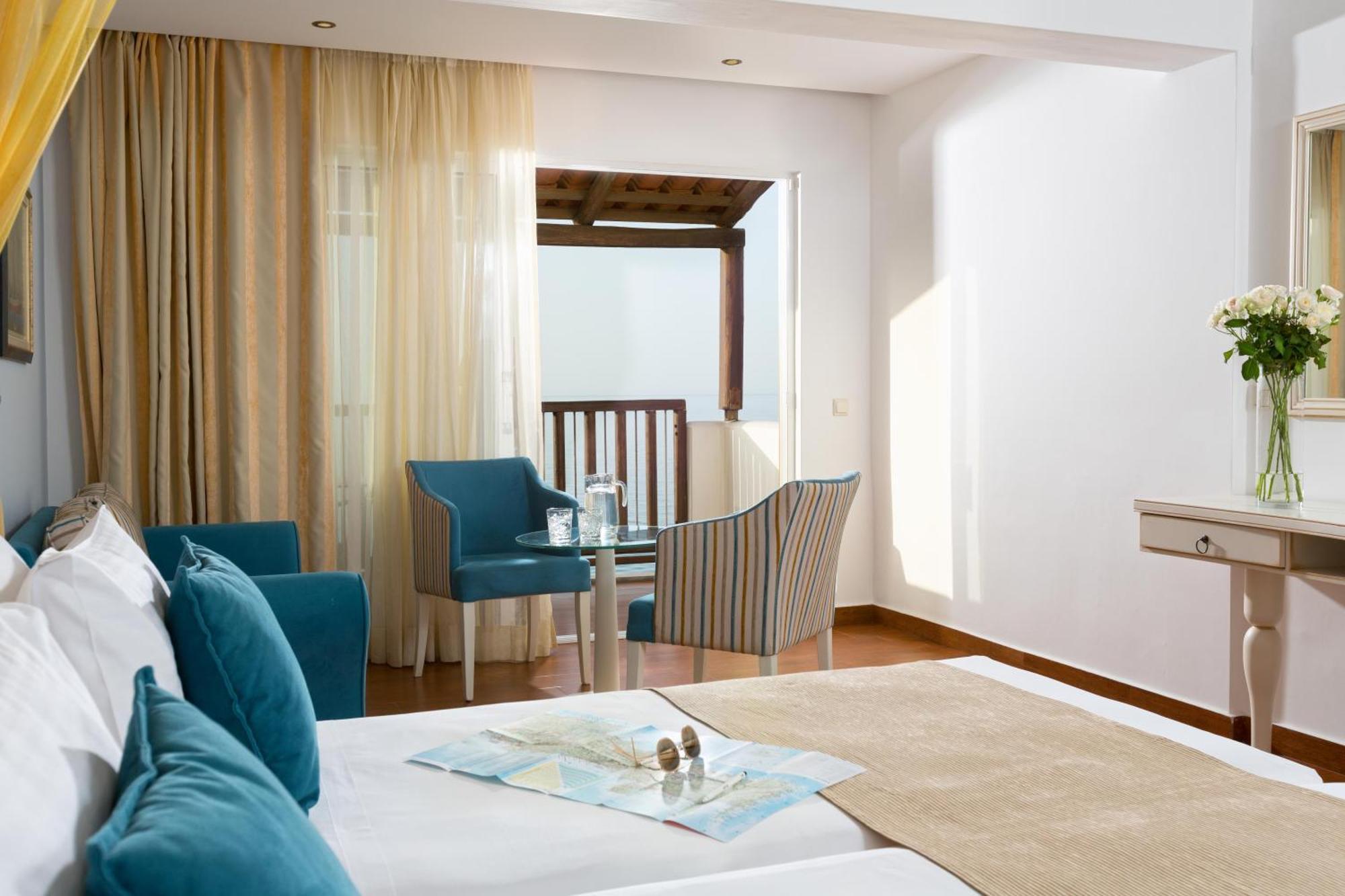Alexander Beach Hotel & Village Resort Malia  Ngoại thất bức ảnh