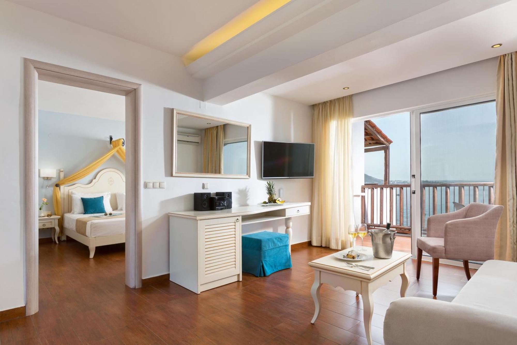 Alexander Beach Hotel & Village Resort Malia  Ngoại thất bức ảnh
